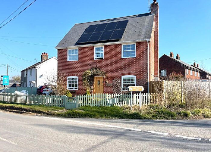 4 Bedroom Detached House For Sale In Haynes Green Cottages, Haynes Green Road, Layer Marney, Colchester, CO5