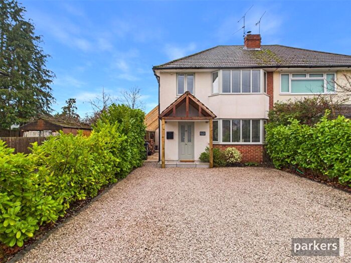 3 Bedroom Semi Detached House For Sale In Silver Fox Crescent, Woodley, Reading, Berkshire, RG5