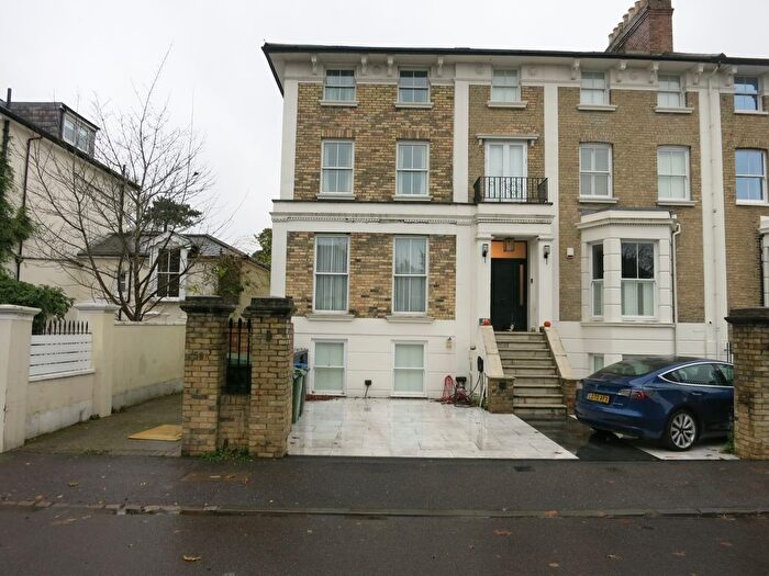 1 Bedroom Flat To Rent In Herne Road, Southborough, Surbiton, KT6