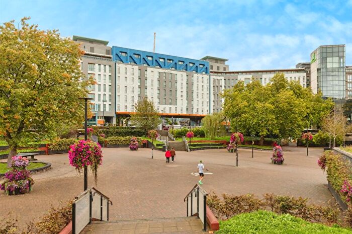 2 Bedroom Apartment For Sale In St. James Barton, Bristol, BS1