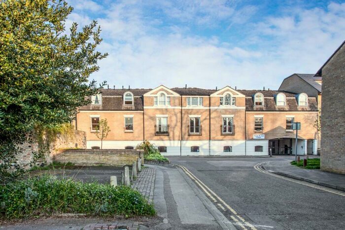 1 Bedroom Apartment To Rent In Adam And Eve Court, Adam And Eve Street, Cambridge, CB1