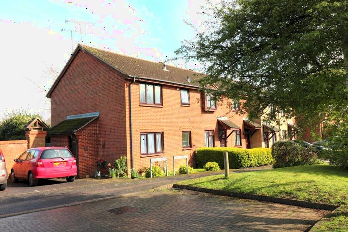1 Bedroom Cluster House To Rent In Peters Way, Knebworth, SG3
