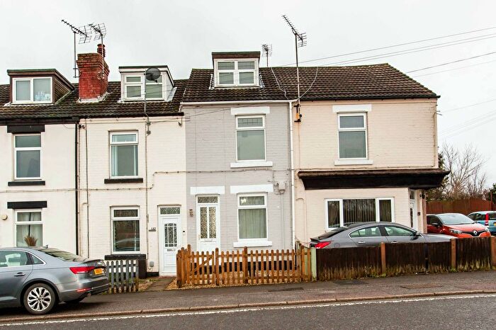 3 Bedroom Terraced House For Sale In Clowne Road, Stanfree, S44