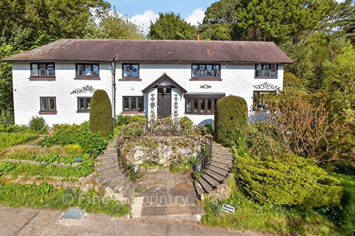 4 Bedroom Detached House For Sale In St. Margaret's Road, St. Margarets Bay, Kent, CT15