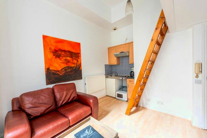 Studio To Rent In Collingham Place, South Kensington, London, SW5