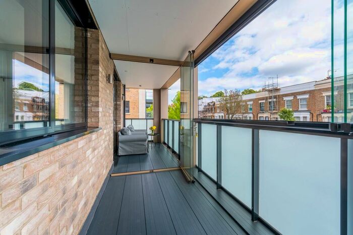 3 Bedroom Flat To Rent In Kilburn Park Road, Maida Vale, NW6