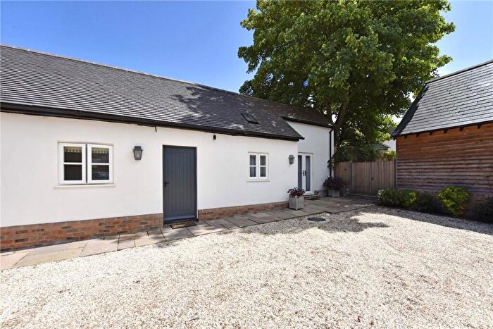 Bungalow To Rent In Aston Rowant, Watlington, Oxfordshire, OX49