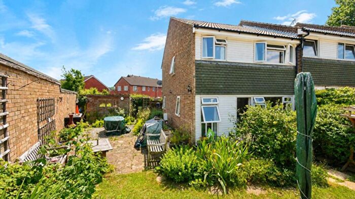 3 Bedroom End Of Terrace House For Sale In The Close, Codicote, SG4