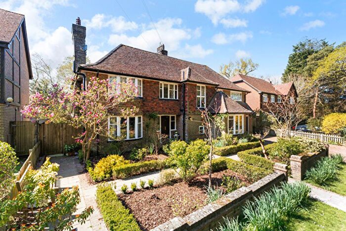 5 Bedroom Detached House For Sale In Wickham Way, Haywards Heath, RH16