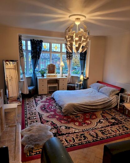 Studio To Rent In Cambridge Park, Twickenham, TW1