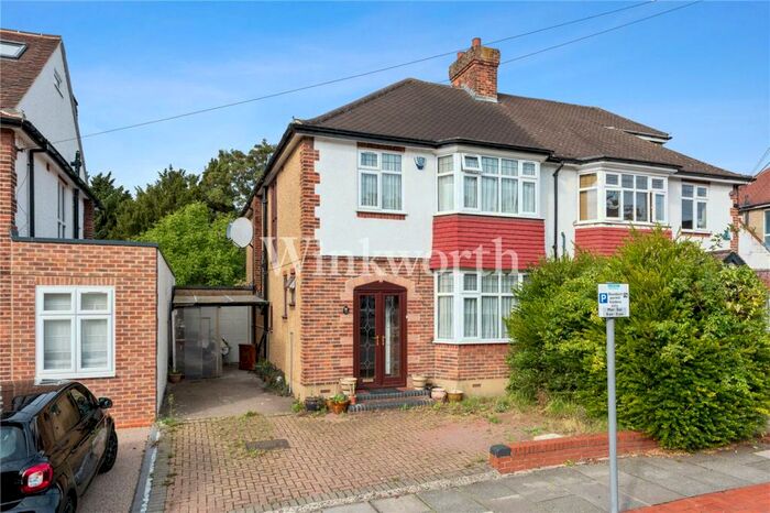 4 Bedroom Semi-Detached House To Rent In Derwent Crescent, London, N20