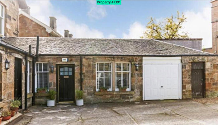 2 Bedroom Mews To Rent In Flat, Dundonald Road, Glasgow, G12