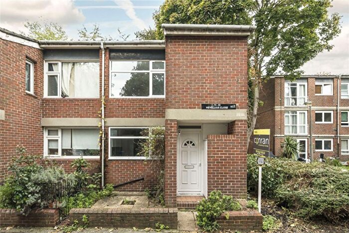 2 Bedroom Terraced House To Rent In Hevelius Close, Greenwich, SE10