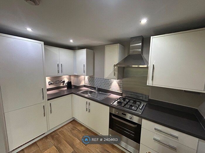 2 Bedroom Flat To Rent In Buttermere Crescent, Doncaster, DN4