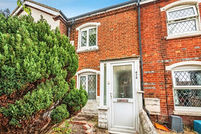 2 Bedroom End Of Terrace House For Sale In Seaside, Eastbourne, BN22