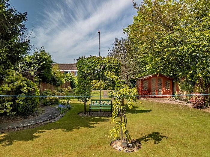 2 Bedroom Detached Bungalow For Sale In Lutterworth Road, Aylestone, Leicester, Leicestershire., LE2