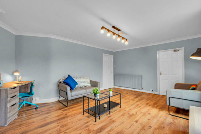 1 Bedroom Flat To Rent In Hyde Park Road, Leeds, LS6