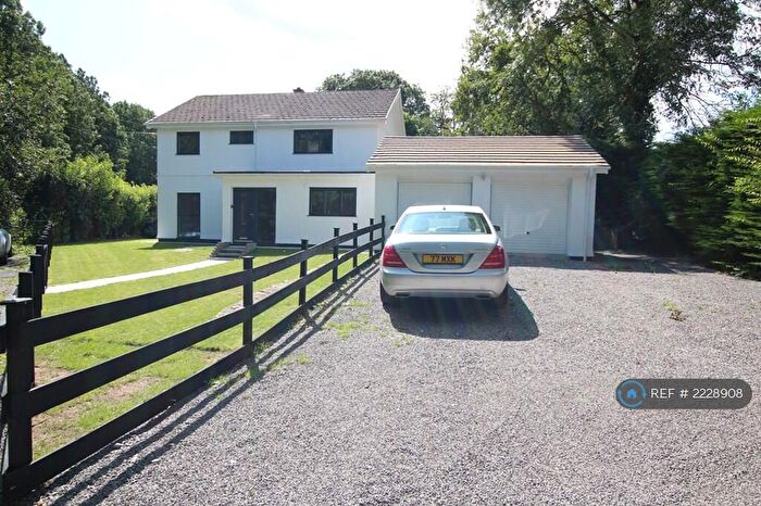 4 Bedroom Detached House To Rent In Coed-Y-Parc, Llangattock, Crickhowell, NP8
