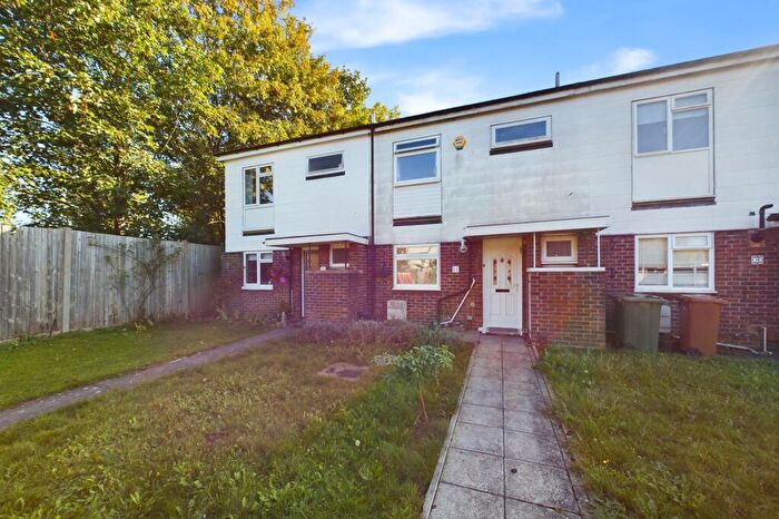 3 Bedroom Terraced House For Sale In Hanover Close, Cheam, SM3