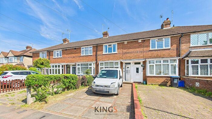 2 Bedroom Terraced House For Sale In Chelwood Avenue, Hatfield, AL10