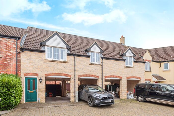 2 Bedroom Property For Sale In Dione Crescent, Swindon, SN25