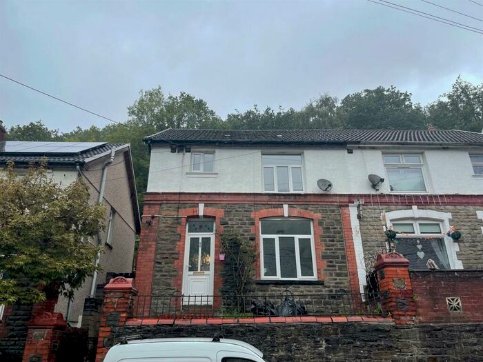 End Of Terrace House To Rent In Gwyddon Road, Abercarn, Newport, NP11