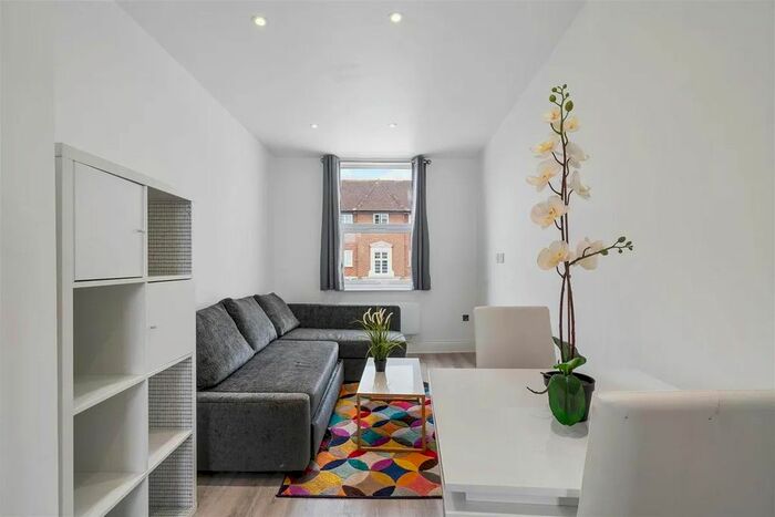 1 Bedroom Flat To Rent In East End Road, East Finchley, N2
