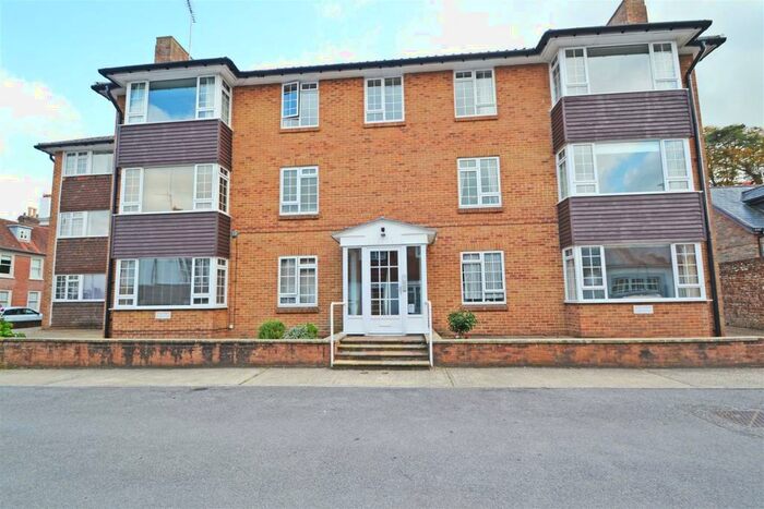 2 Bedroom Flat To Rent In West Furlong Lane, Hurstpierpoint, BN6