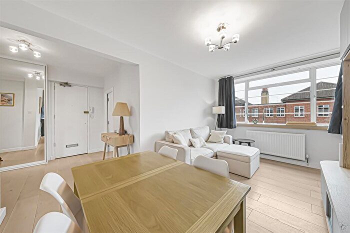 2 Bedroom Flat To Rent In Eamont Street, London, NW8