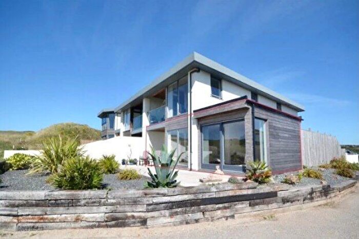 2 Bedroom Property To Rent In ., Perranporth, TR6