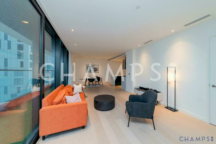 2 Bedroom Flat To Rent In Hobart Building, Wardian, London, E14