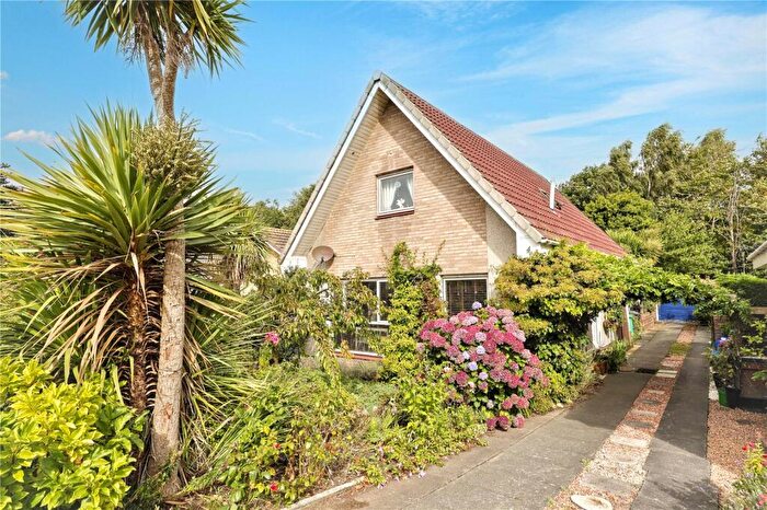 4 Bedroom Detached House For Sale In Carcraig Place, Dalgety Bay, Dunfermline, Fife, KY11