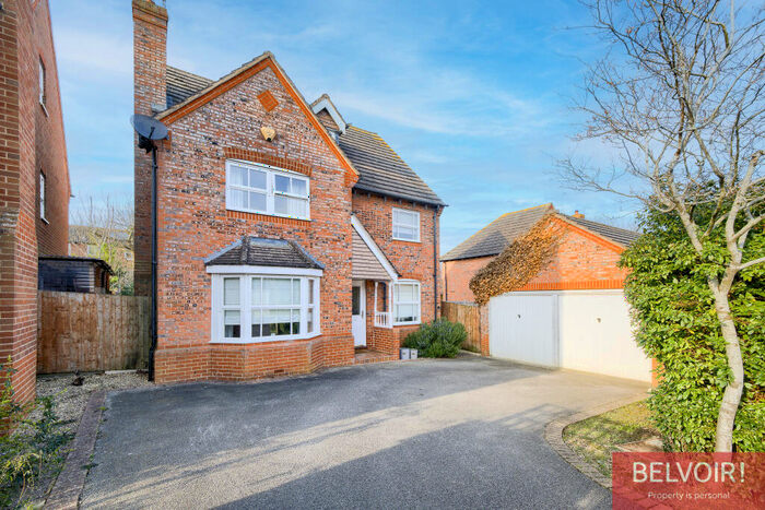 4 Bedroom Detached House For Sale In Hawthorn Way, Shipston-on-Stour, CV36