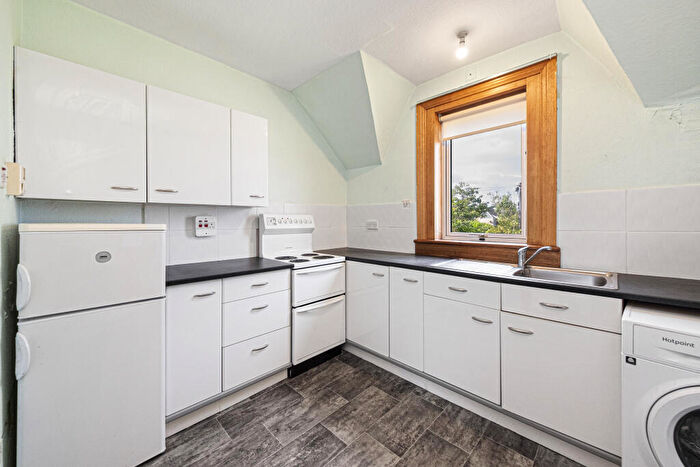 2 Bedroom Flat For Sale In Edward Street, Dunfermline, Fife, KY12