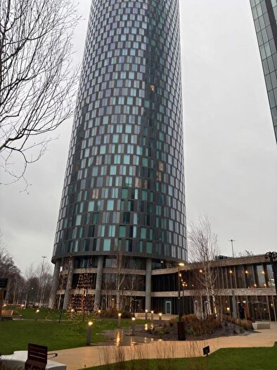 2 Bedroom Apartment For Sale In Apartment Thr, Silvercroft Street, Manchester, Lancashire, M15