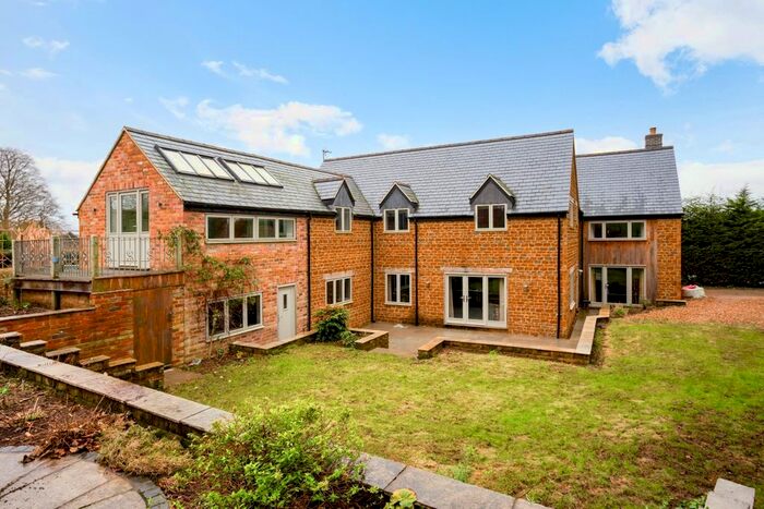 4 Bedroom Detached House To Rent In Farnborough, Banbury, OX17