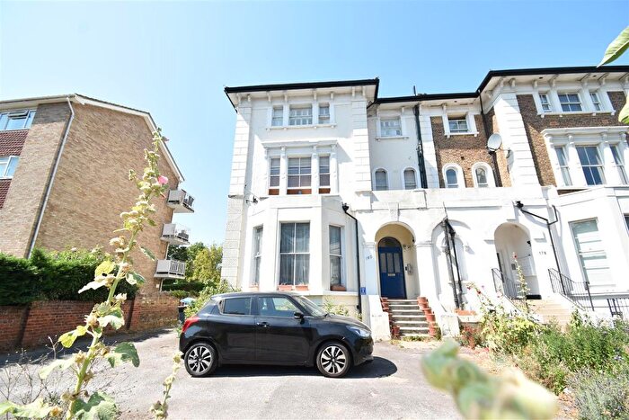 1 Bedroom Flat To Rent In Ewell Road, Surbiton, KT6