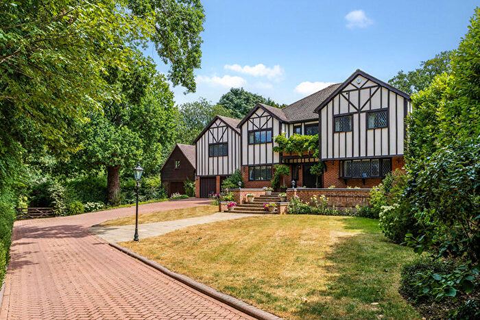 5 Bedroom Detached House For Sale In Ware Park, Ware, SG12