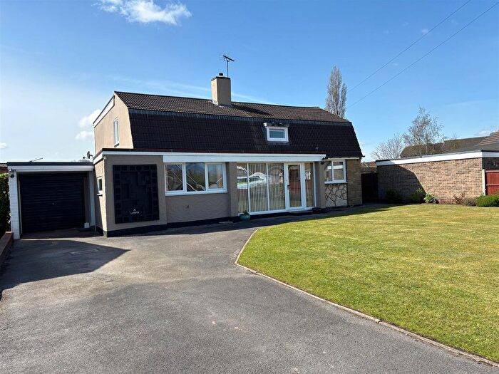 5 Bedroom Detached House For Sale In Stuart Grove, Eggborough, Goole, DN14