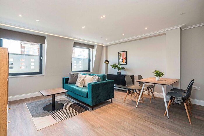 1 Bedroom Flat For Sale In Goldhawk Road, Shepherds Bush, W12
