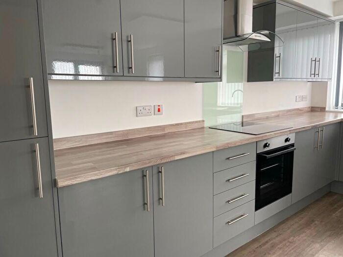 2 Bedroom Flat To Rent In Church Road, Liverpool, L22