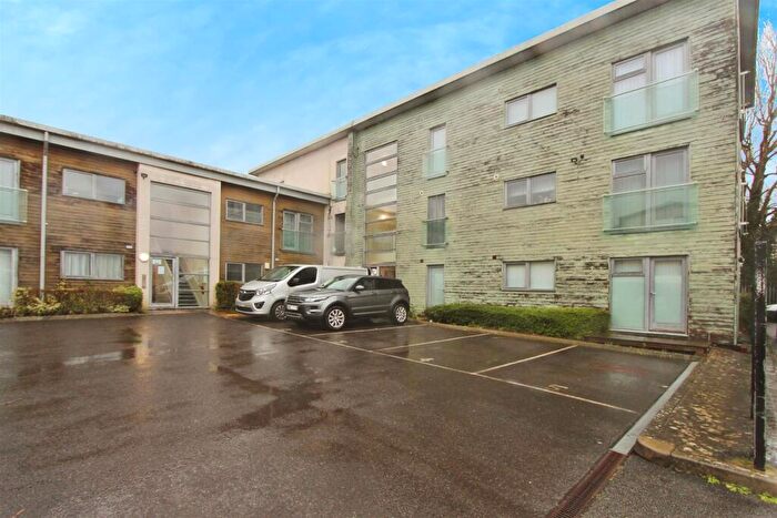 2 Bedroom Flat For Sale In Manor House Lane, Whitchurch, Bristol, BS14