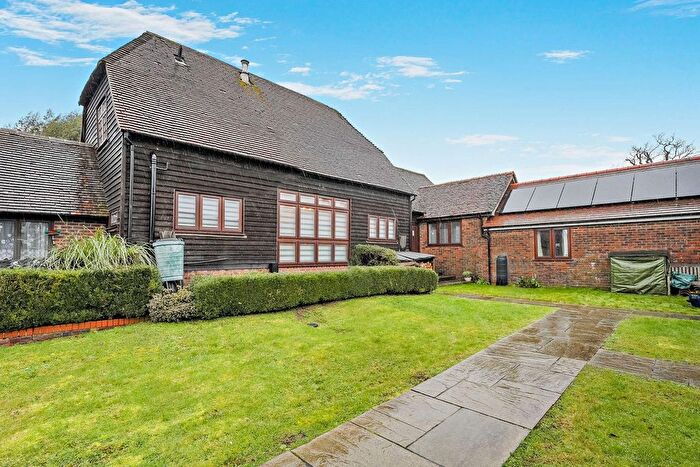 3 Bedroom Barn Conversion For Sale In Stonegate Court, Stonegate, Wadhurst, TN5