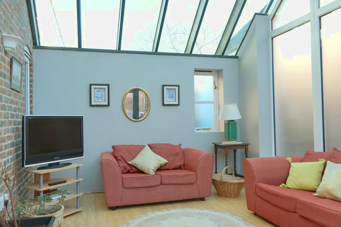 1 Bedroom Flat To Rent In Glyde Path Road, Dorchester DT1