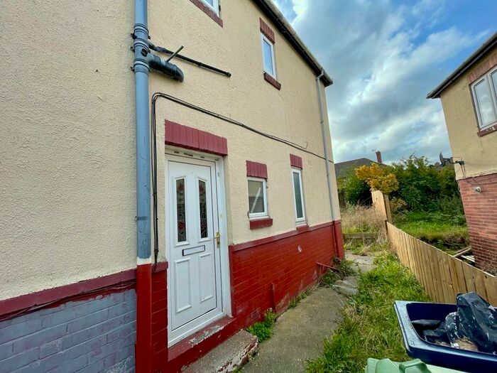 3 Bedroom Semi-Detached House To Rent In Denton View, Blaydon-On-Tyne, Tyne And Wear, NE21