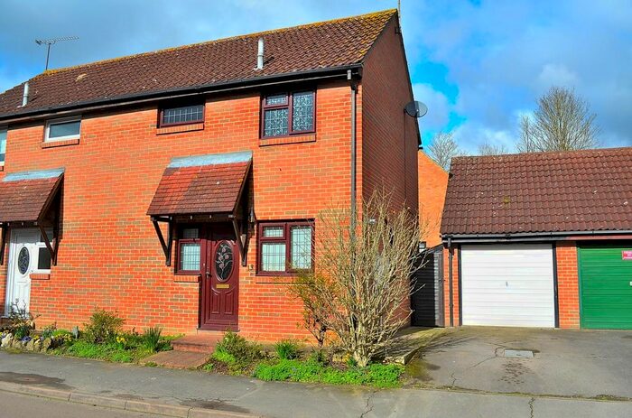2 Bedroom Semi-Detached House To Rent In Normansfield, Dunmow CM6