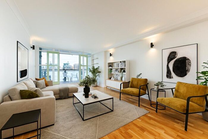 2 Bedroom Apartment To Rent In Bermondsey Wall West London, SE16