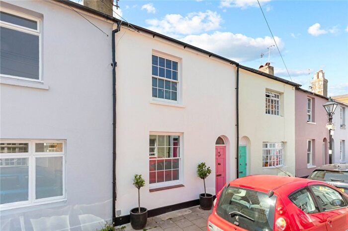 2 Bedroom Terraced House For Sale In Kemp Street, Brighton, East Sussex, BN1