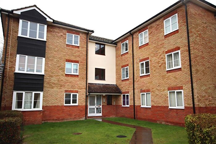1 Bedroom Flat To Rent In Tamarin Gardens, Cherry Hinton, Cambridge, CB1
