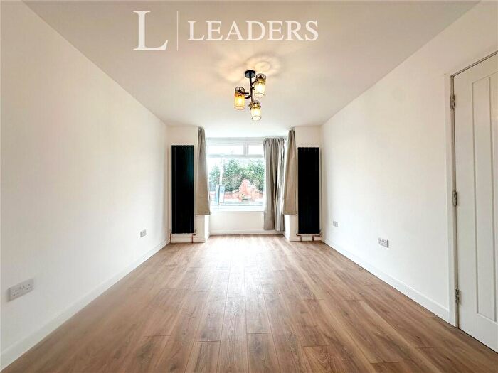 3 Bedroom Semi-Detached House To Rent In Brockhurst Road, Gosport, Hampshire, PO12